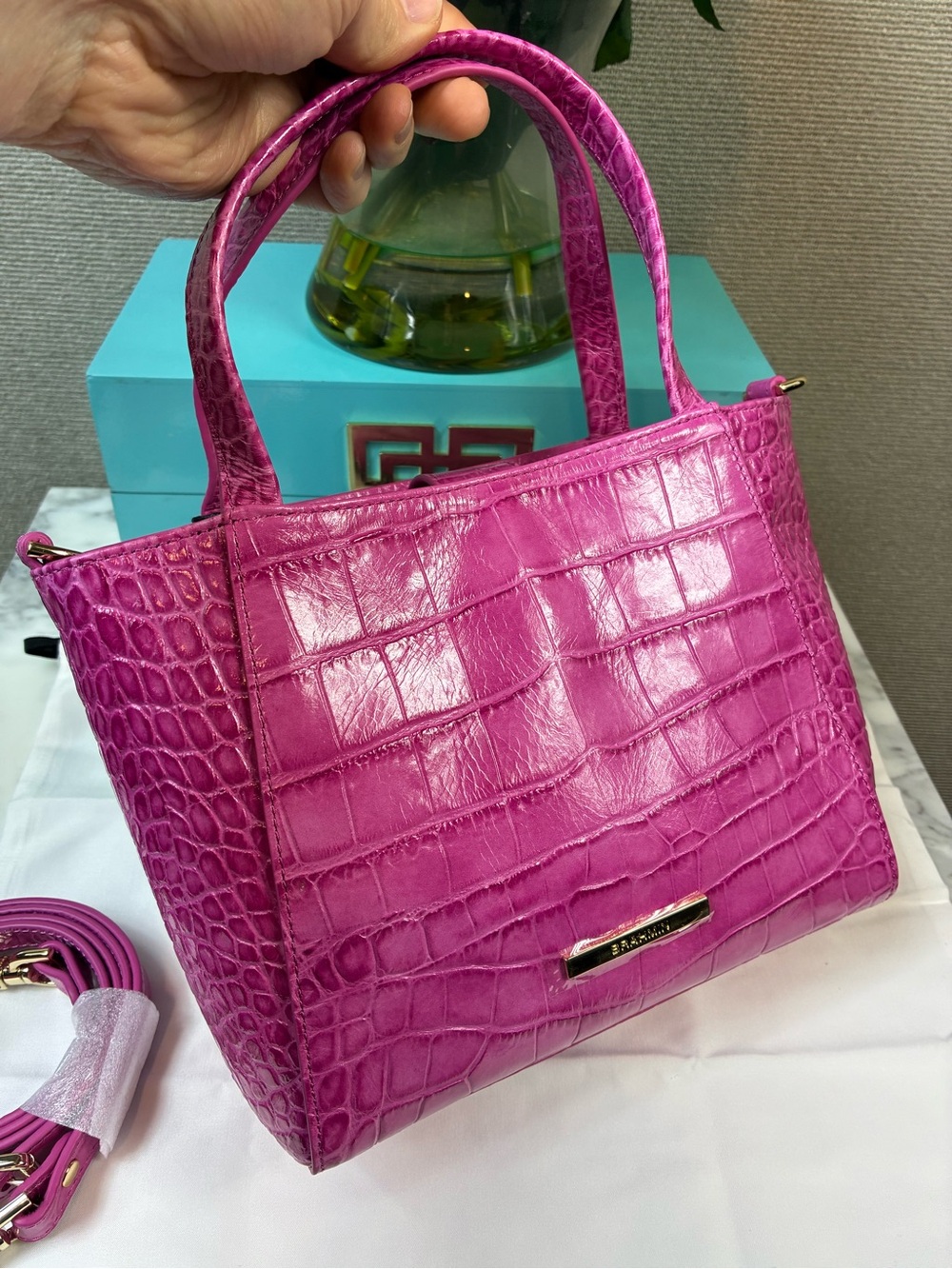 Brahmin Pink Alba Croc Embossed Small Mona Crossbody Bag - NWT  $295 Retail - Picture 3 of 9